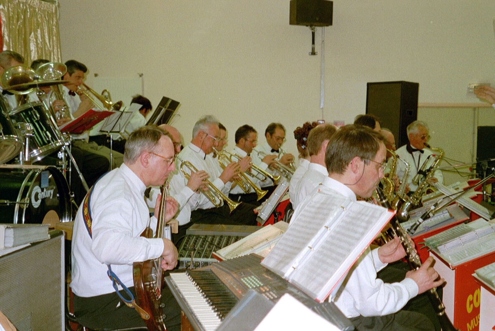 2001 - AM