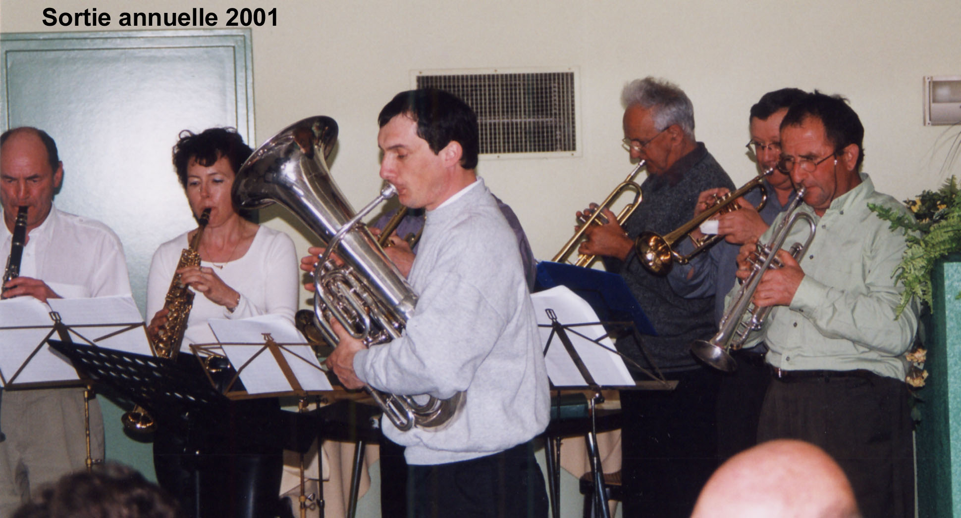 2001 - Sortie COOL Musique 1